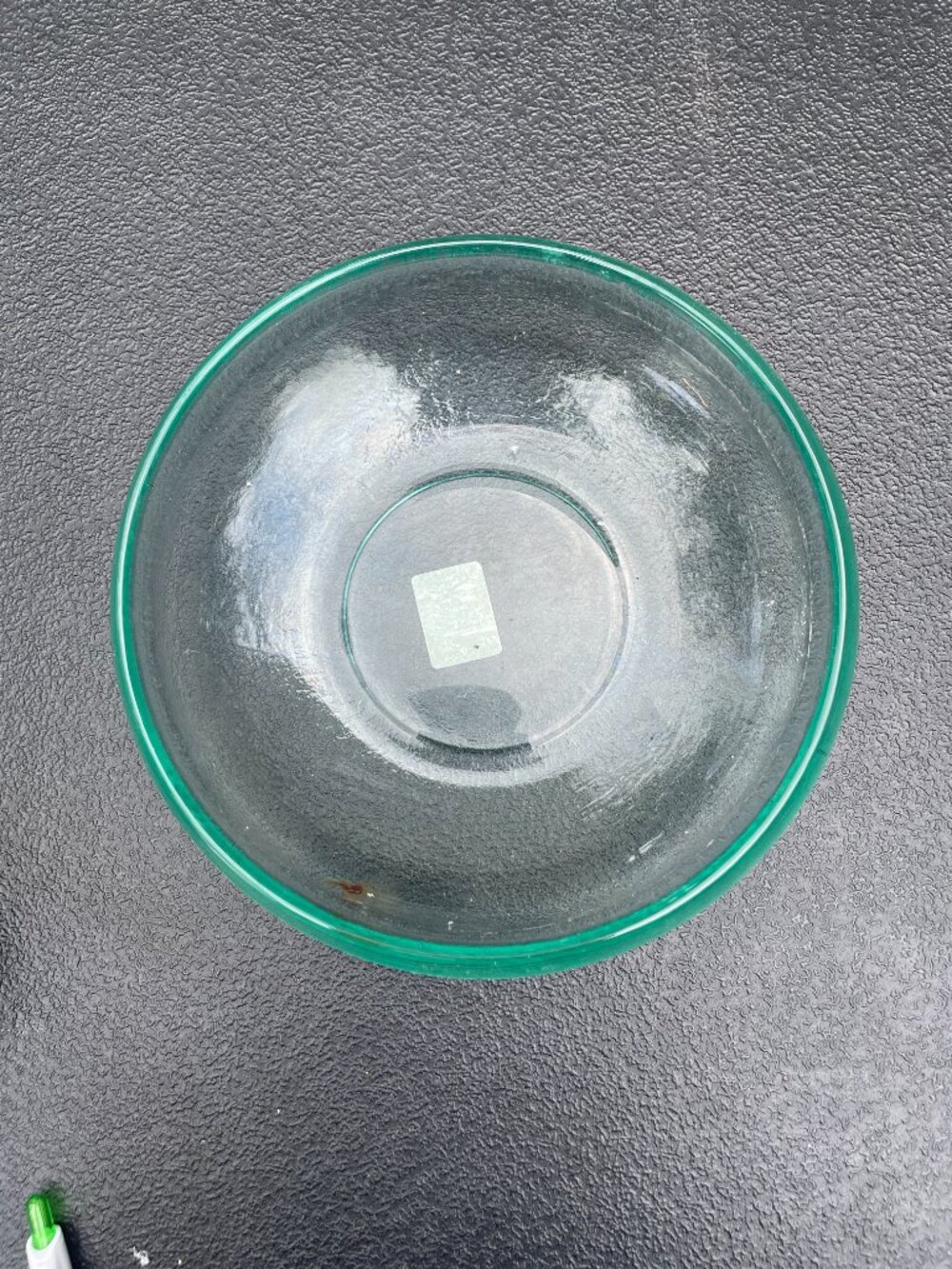 Round Glass Bowl 7.5 in